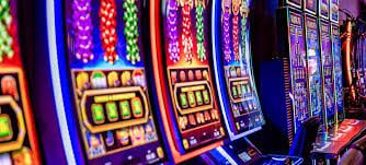 Super King PH sports betting and casino gaming interface on mobile